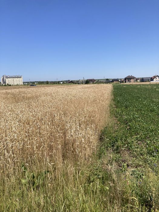 Продам земельну ділянку під будівництво. Власник