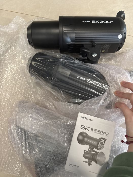 Комплект студійного обладнання Godox SK300II !! 3 спалахи в комплекті
