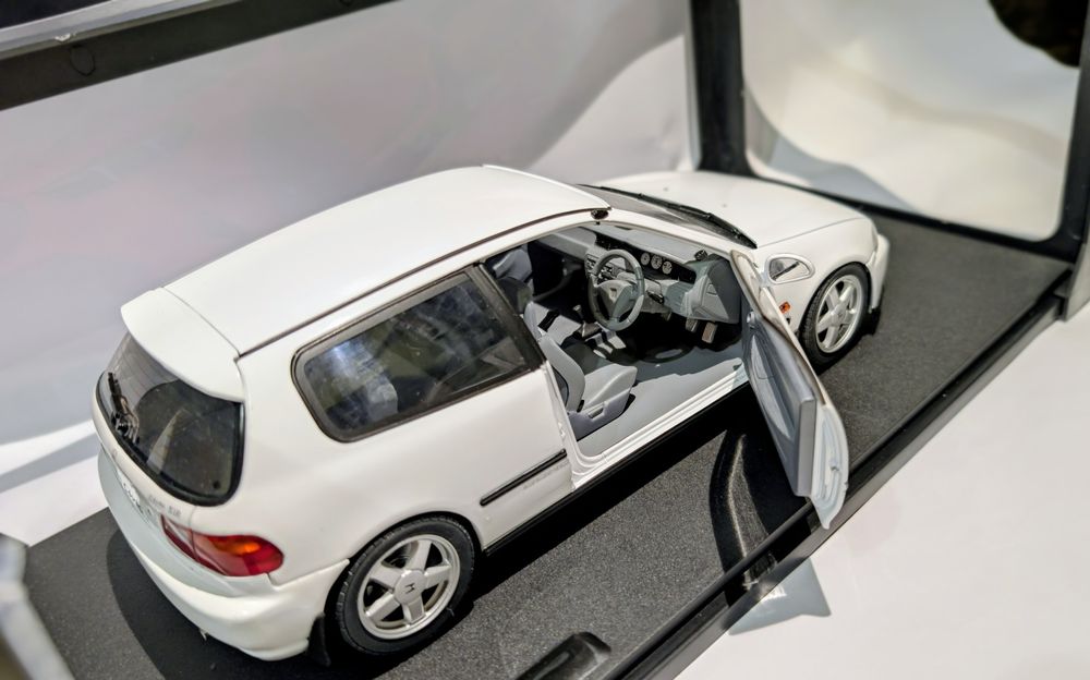 Honda Civic EG6 1:18 Solido
