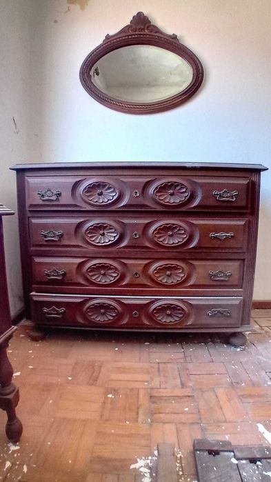 Mobília de quarto completa - Madeira de cerejeira