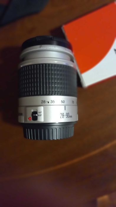 Máquina fotográfica analógica Canon EOS 300