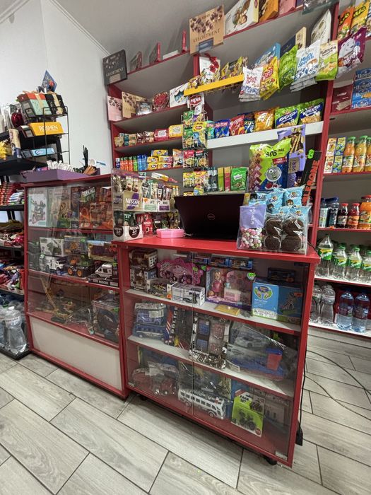 Продам торгові стелажі