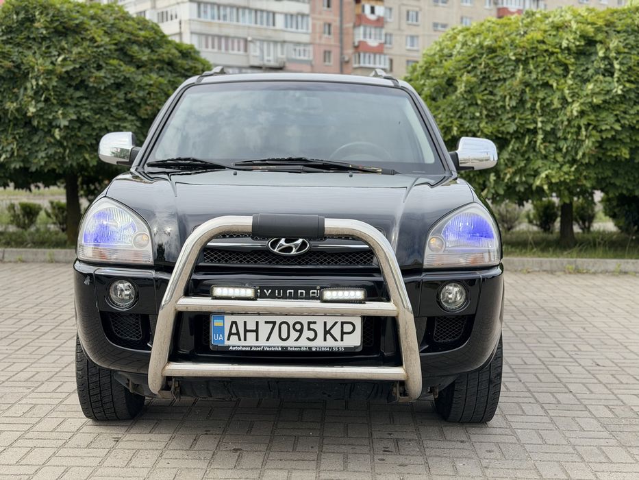 Продам хундай туксон 2008 2.0 Газ/бензин.