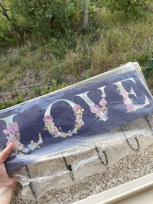 Cabide Love (Novo ainda embalado)