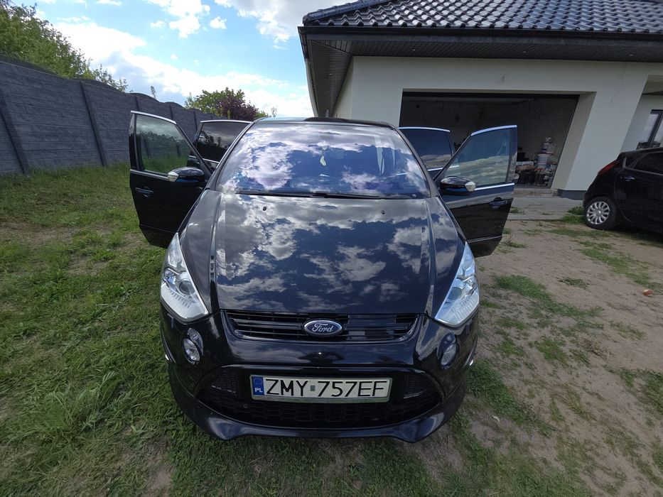 Ford S-Max Titanium