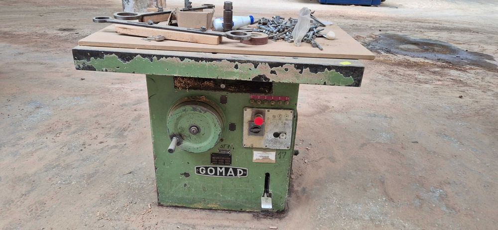 Frezarka dolnowrzecionowa GOMAD FD2,  DFDA5