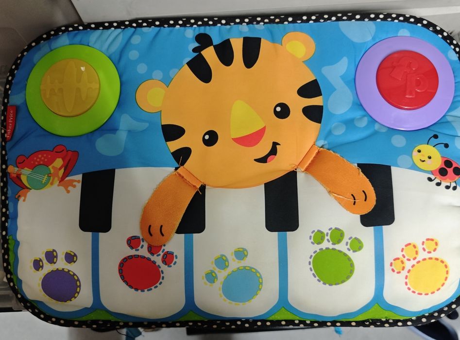 Piano fisher price