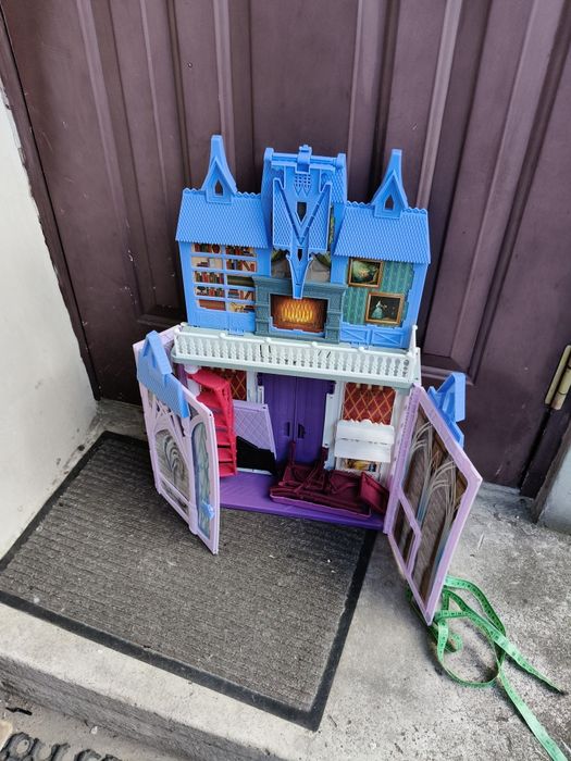 Duży Składany domek zamek dla lalek z bajki Kraina Lodu Frozen