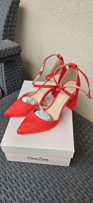 Sandały damskie czerwone