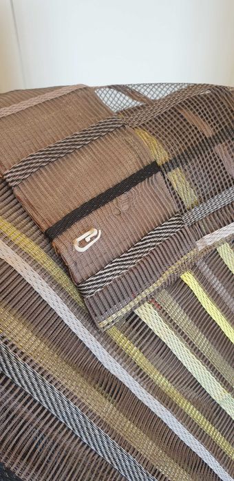 2 cortinas ou cortinados  em rede de organza