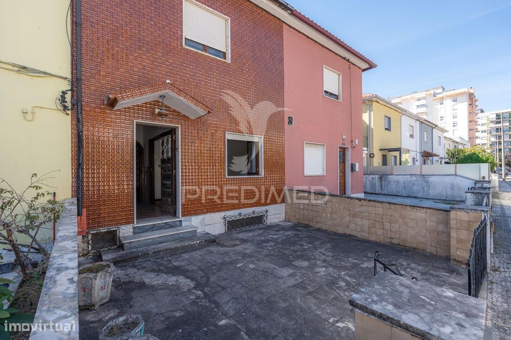Moradia T5 Venda Bairro Norton Matos Coimbra