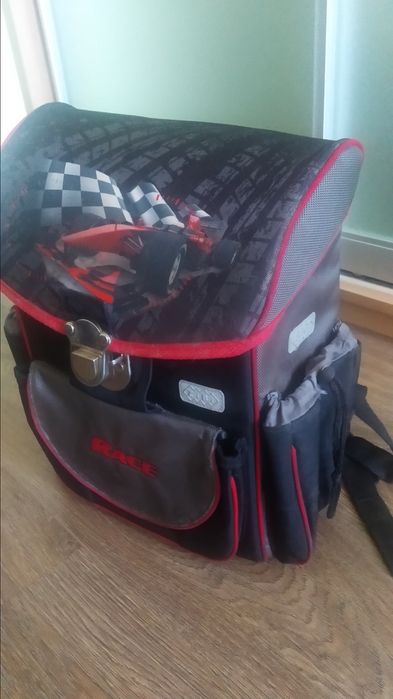 Шкільний рюкзак .стан нового.