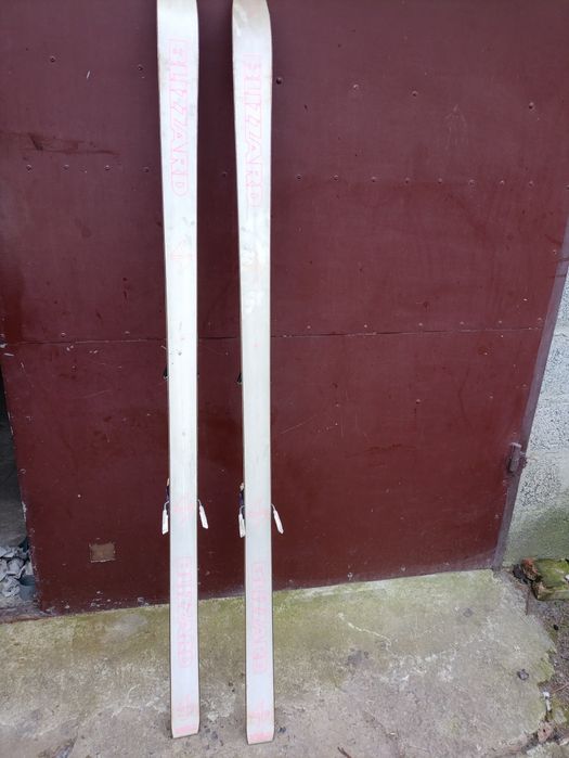 Лижі BLIZZARD 1.8м