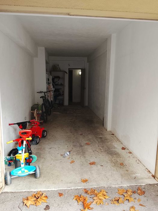 Apartamento T2 com garagem