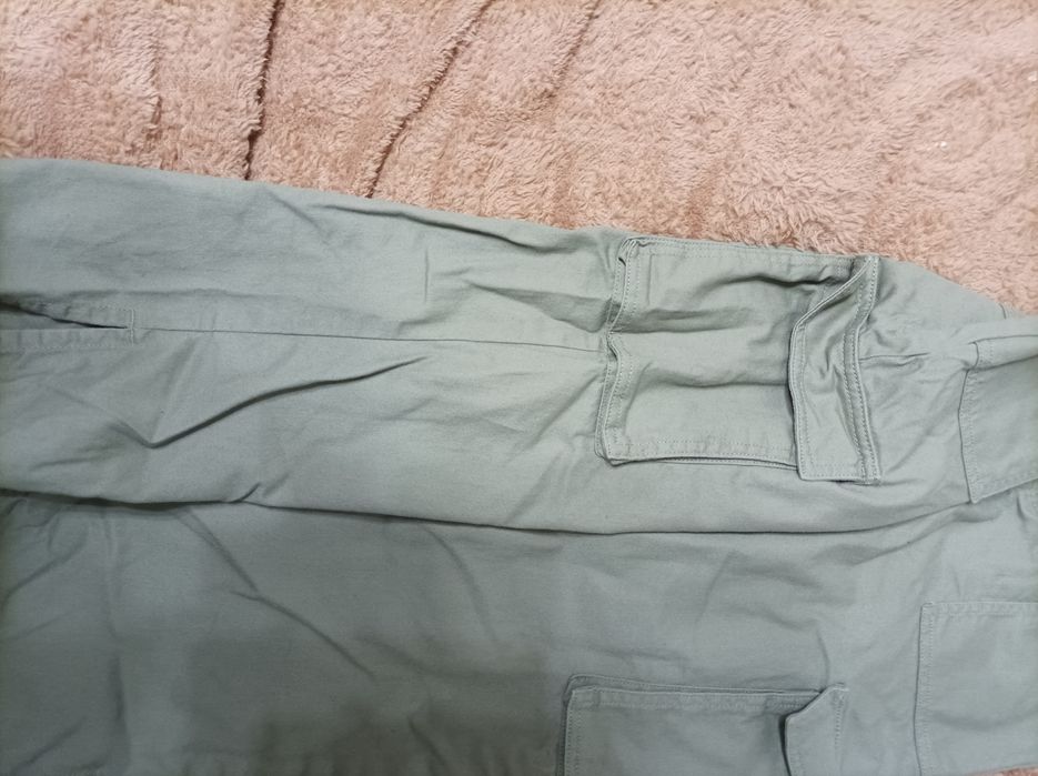 Джинси з карманами  широкі р.145