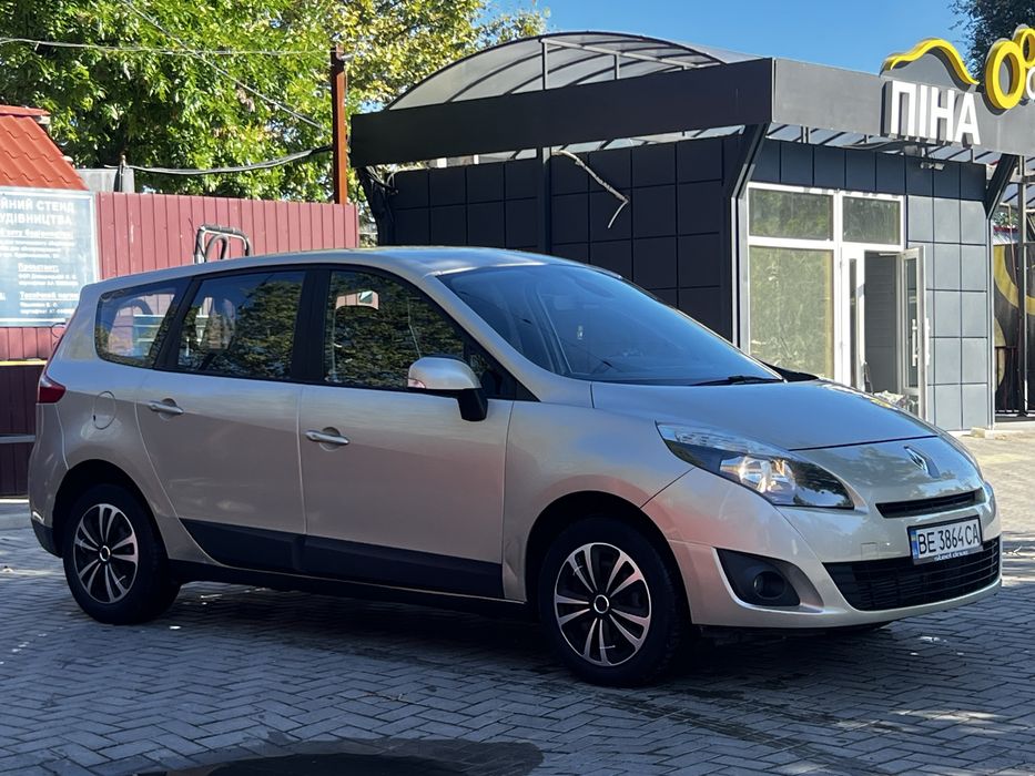 Продам Renault Scenic