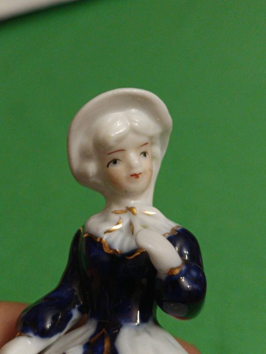 Figurka porcelanowa