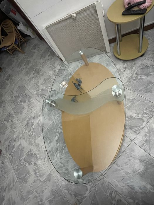 Mesa de centro madeira e vidro