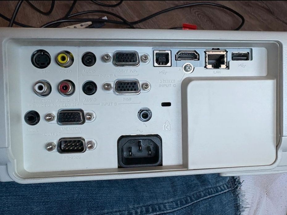Projektor Sony Vpl-ew225