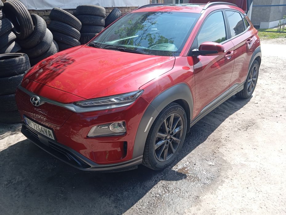Продам Hyundai Kona ev
