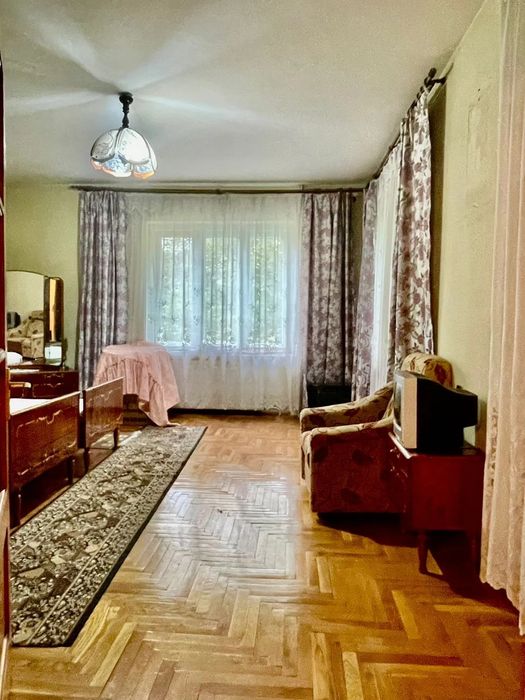 Продаж будинку Росвигово.