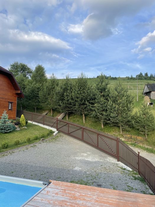 Відпочинок у Карпатах: Садиба "У Ірини"