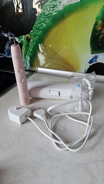 Дуже крута Електрична зубна щітка PHILIPS Sonicare Protective Clean 51