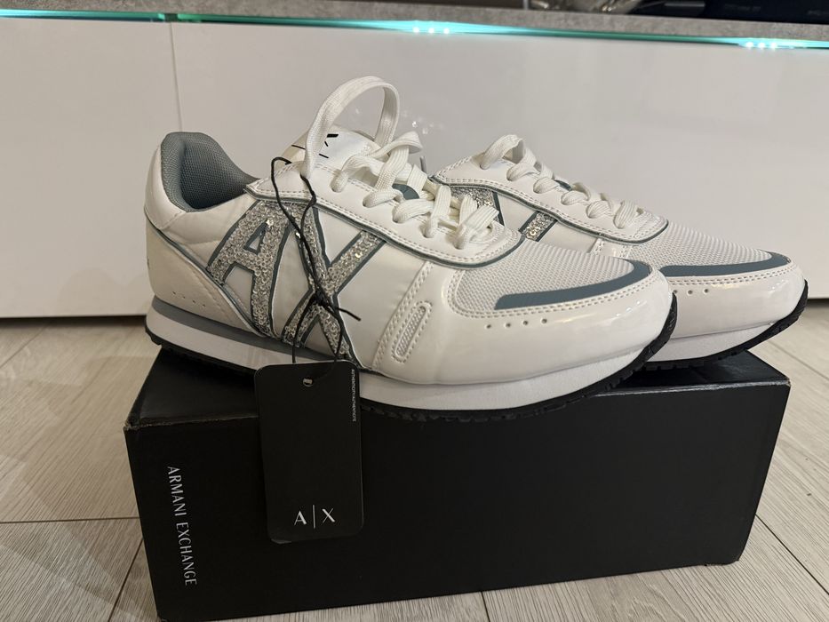 Nowe buty Emporio Armani Exchange EA7