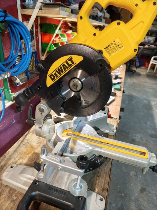 Máquina DeWALT Nova