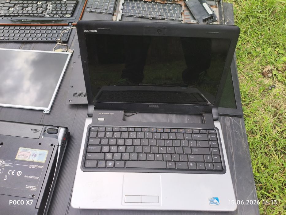 Zestaw części do laptopów Dell i Lenovo . Laptop Sony.