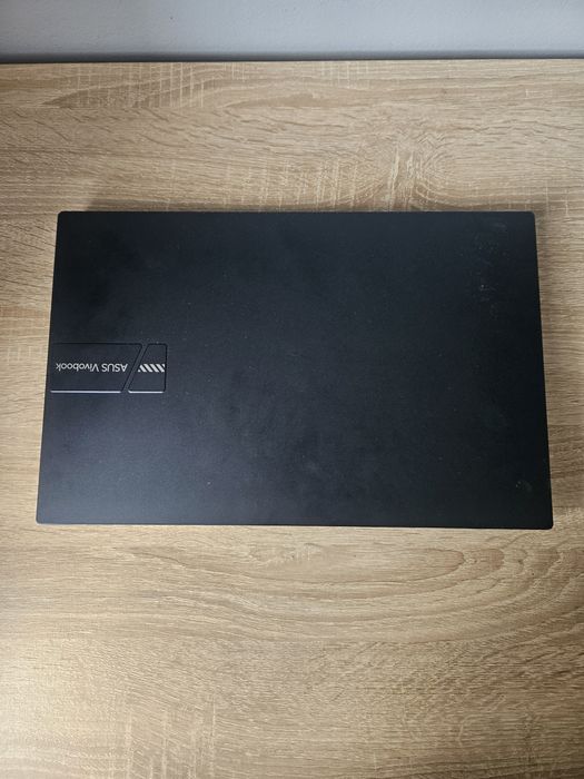 Laptop ASUS VivoBook- idealny stan