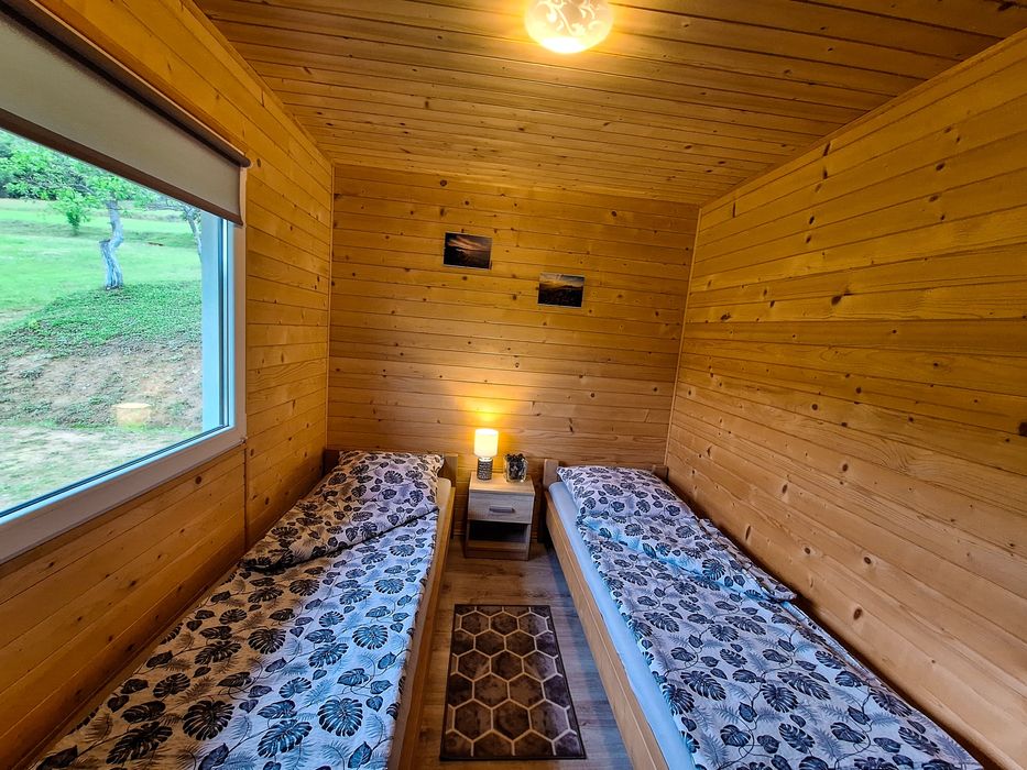 Domki na górze widokowej Bieszczady Jezioro Solińskie