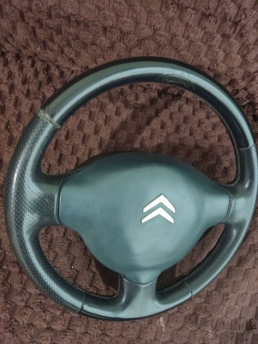 Продам кермо Citroen Berlingo b9