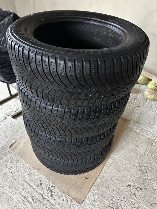 Продам,шини Мішелін Зима!!