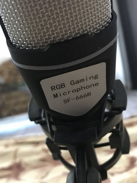 Продам студийный микрофон