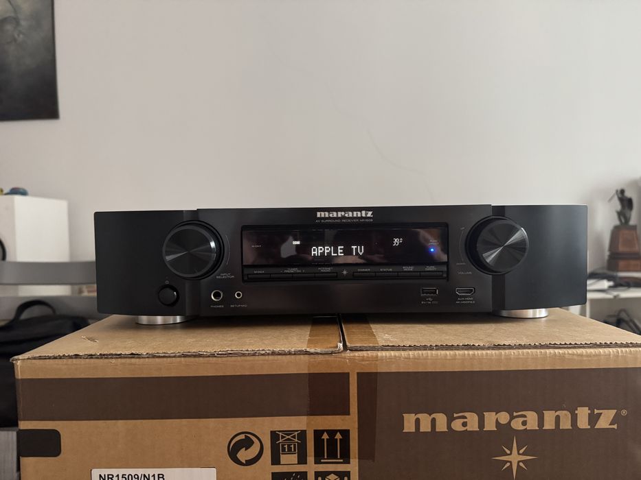 Amplituner Marantz