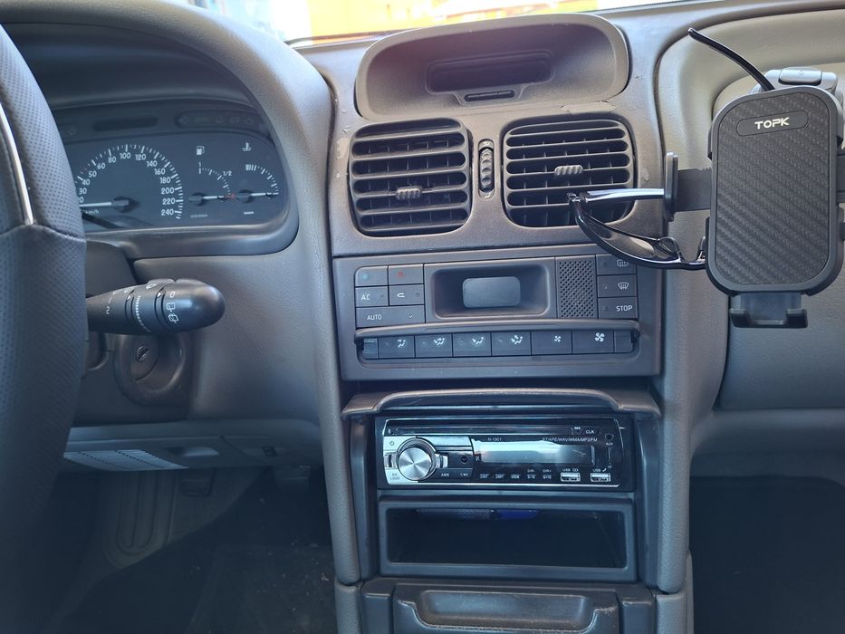 Renault Laguna 1.6 140 mil km