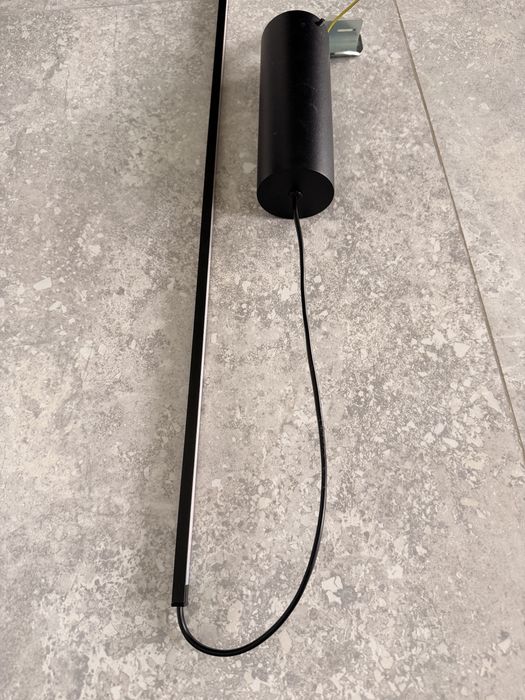 Nowoczesna lampa wisząca Vertic LED Novodvorski