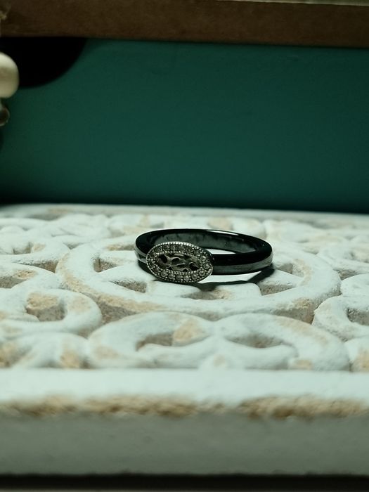 Sprzedam obraczke ceramiczna ze srebrem