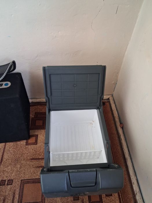 Холодильник MAN 24в