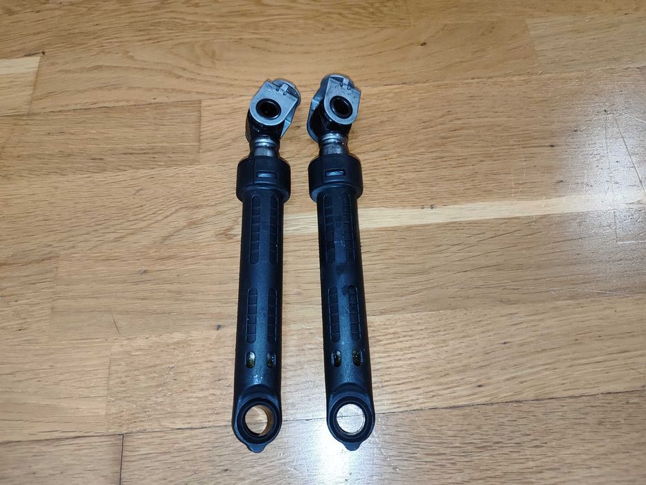 Indesit IWSC 51051 Amortyzatory Para