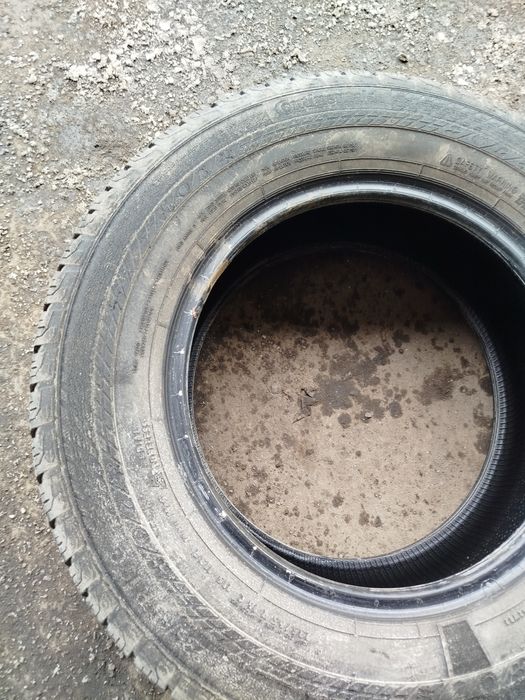 Continental 235/65R16C