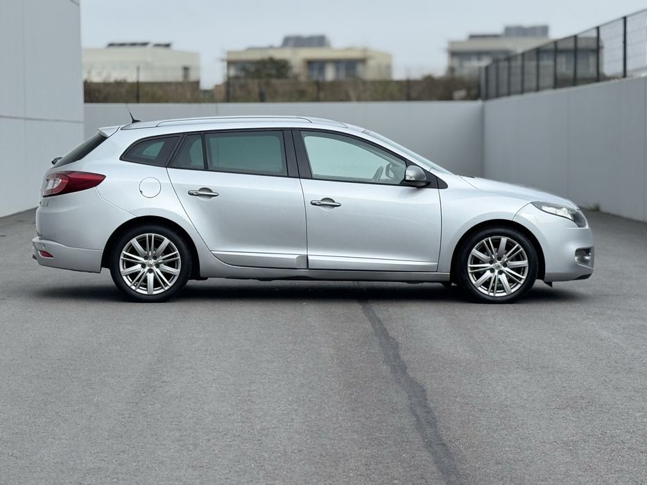 Renault megane 1.5 dci Gt-line — photo 3