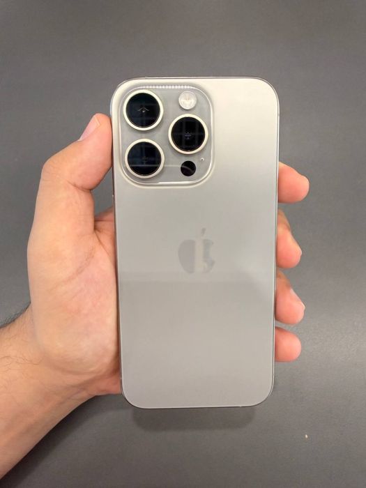 Продам iPhone 15 Pro