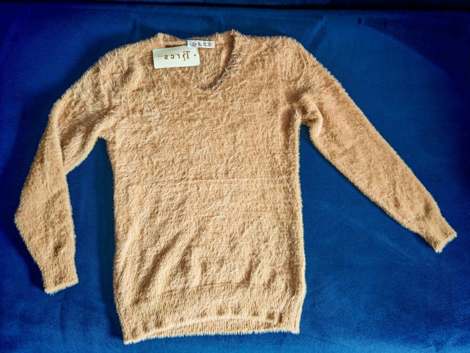 Sweterek typu alpaka idealny na jesień