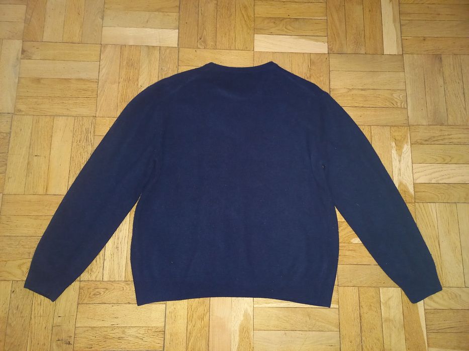 Продам свитер шерсть Benetton p S