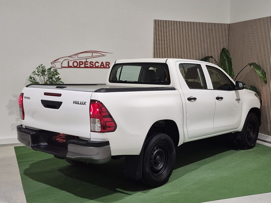 Toyota Hilux 2.4D-4D 4x4 | GARANTIA | NACIONAL - 3 LUG - 2020