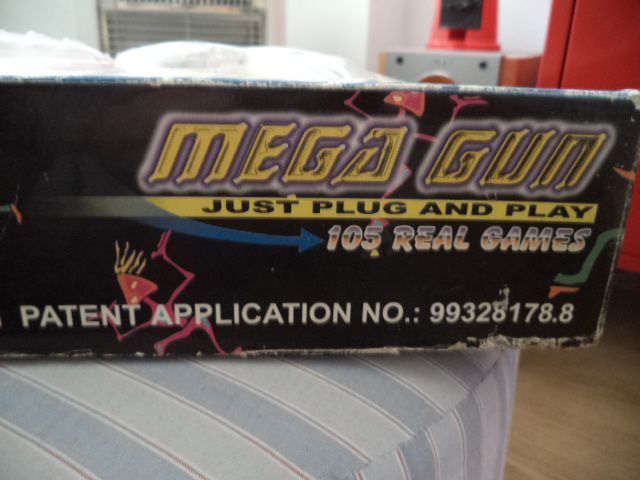 Consola de jogos MEGA GUN antiga a funcionar