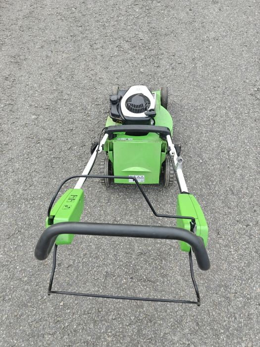 Kosiarka spalinowa  marki VIKING -STIHL model MB448.1 T