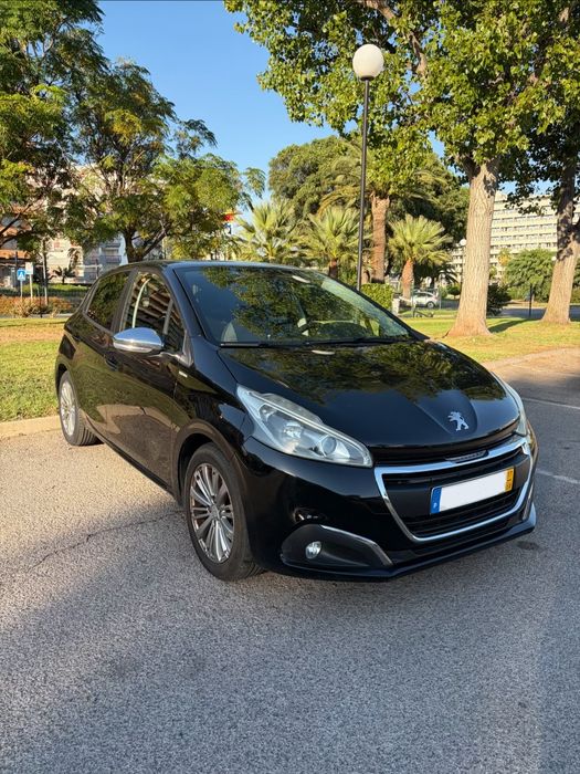 Peugeot 208 2017 foto 3